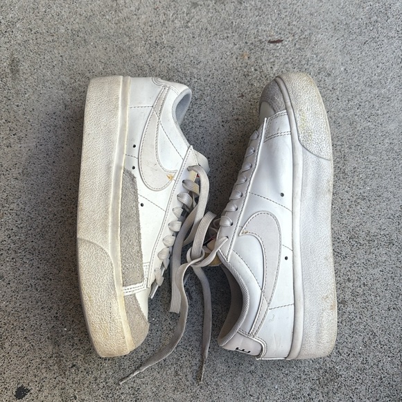 NIKE blazer Low Platform Size 6 womens - Picture 2 of 4